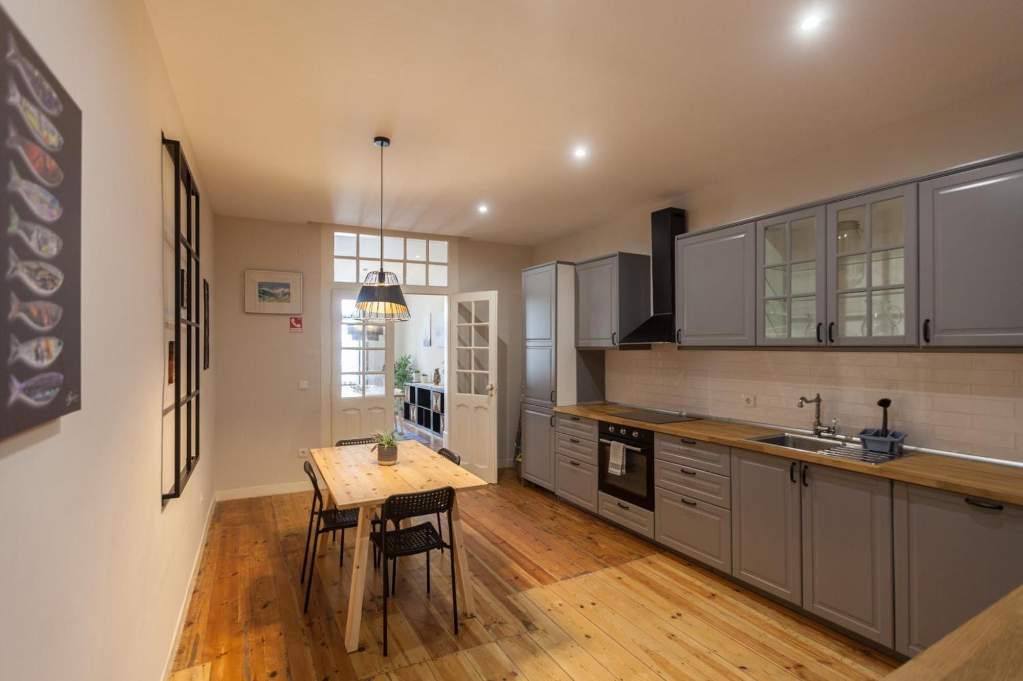 Flh Bairro Alto Spacious Apartment Lissabon